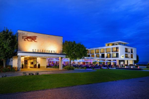 Отель Schlosshotel Kassel  Казель